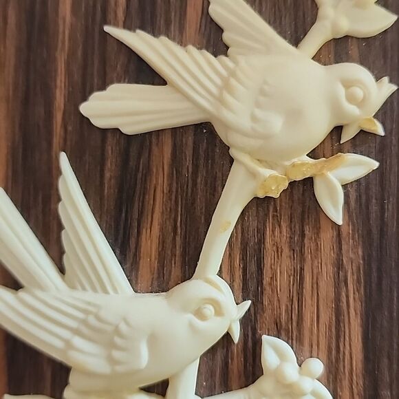 Vintage Trio Of Celluloid & Wood Panel Wall Art - Picture 6 of 9